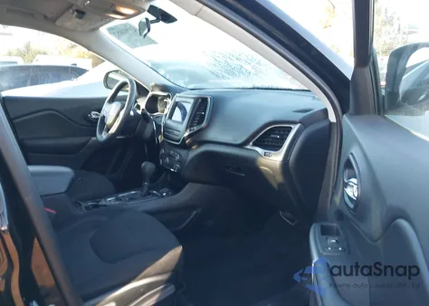 2019 Jeep Cherokee Latitude Fwd z USA, uszkodzony, nr VIN 1C4PJLCB0KD171787